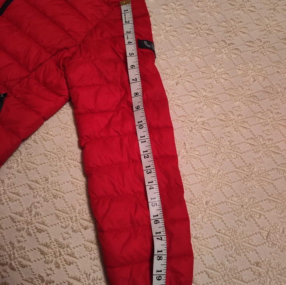 Lolë Girl's Red Light Puffer Spring Jacket - Picture 11 of 12